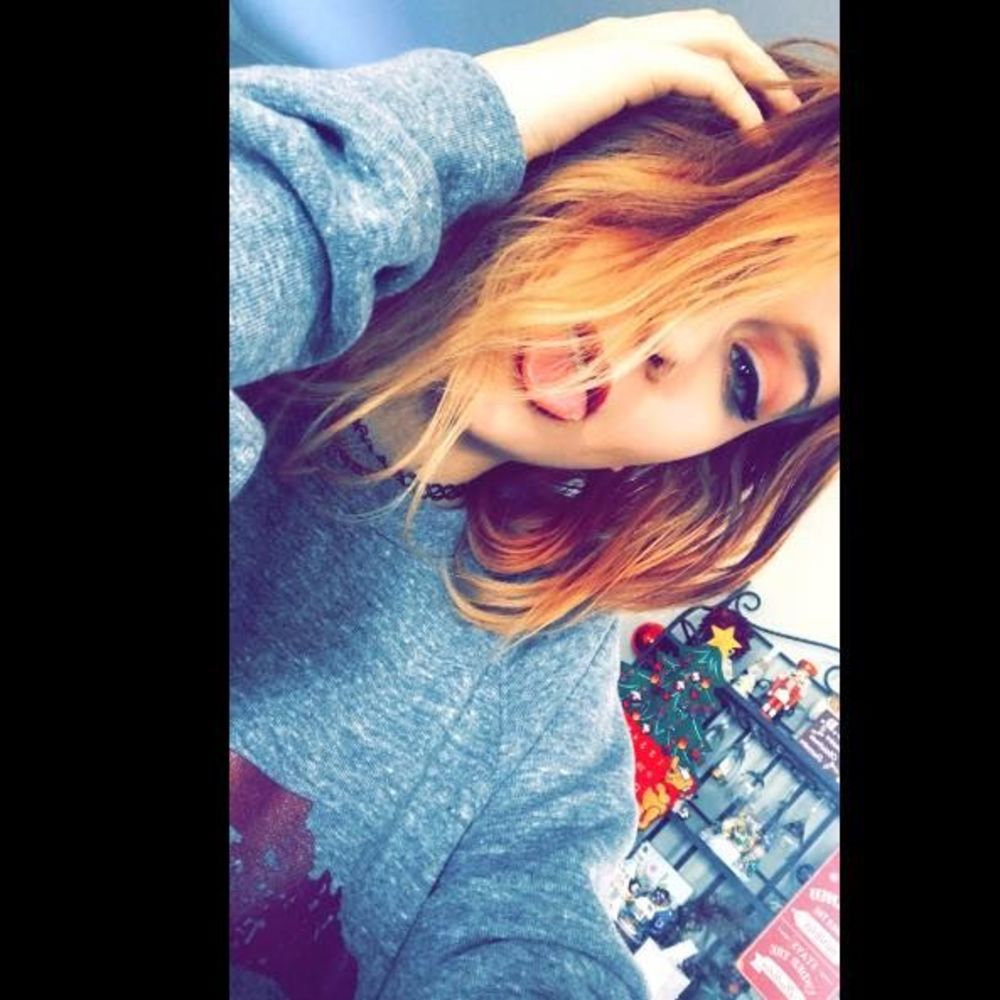 Meet your Posher, Lauren